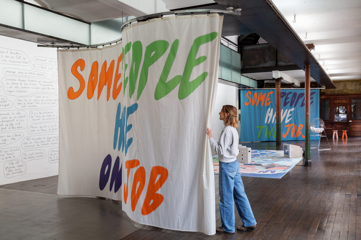 Hope for change, vue d’exposition, CEAAC, Strasbourg, 2025. © Claude Dugit-Gros, ADAGP, Paris, 2025. Photo : Émilie Vialet